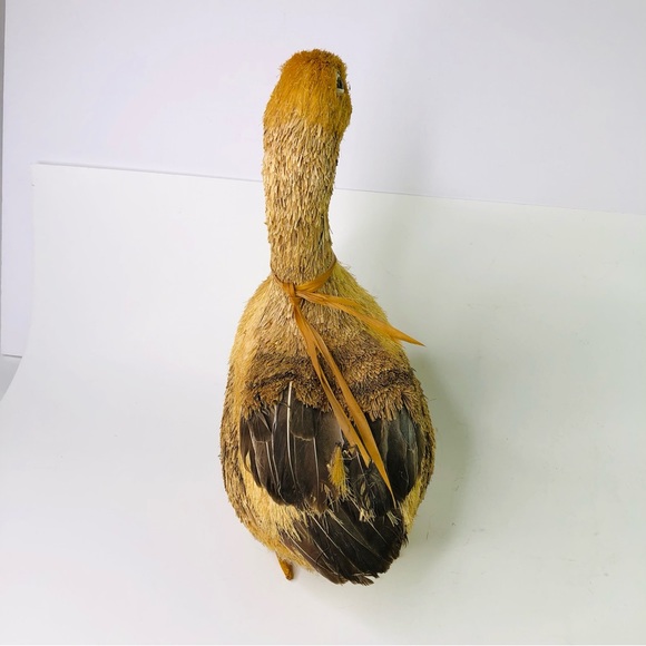 Handmade Natural Straw Duck Standing Walking Decoy Home Country Decor 14" Tall - Picture 3 of 7